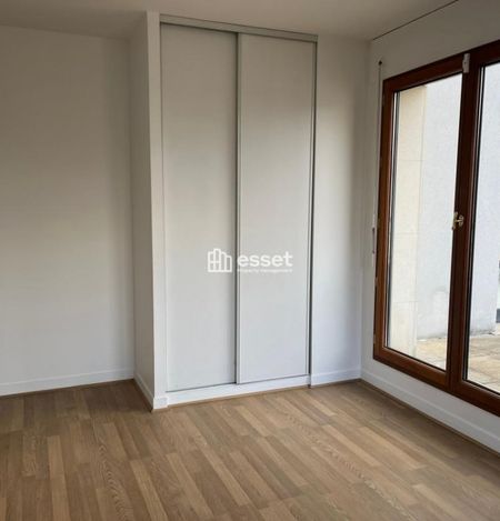 Appartement • Bécon - Photo 2