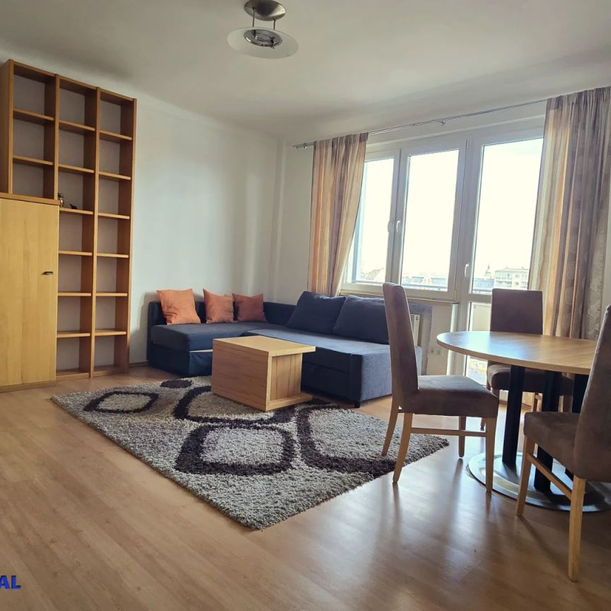 Stadtwohnung am Puls des Geschehens in 1010 Wien! - Foto 1