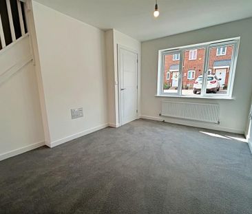 2 bedroom semi-detached house to rent - Photo 1