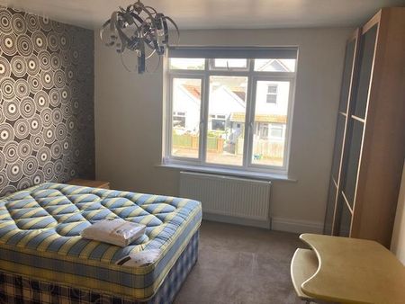 3 bedroom terraced house to rent - Photo 4