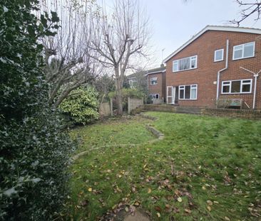 Truro Gardens, LU3, Luton - Photo 5