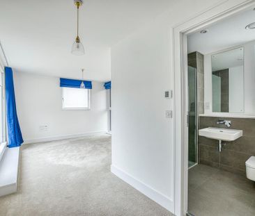 4 bedroom detached house to rent - Photo 6