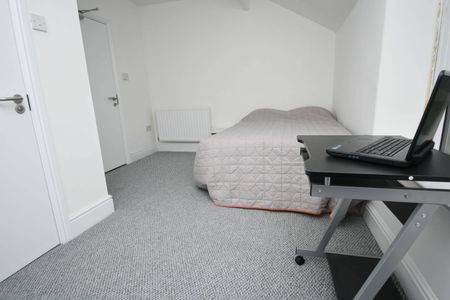 Lune Street - Photo 4