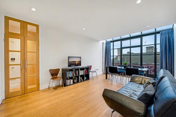 3 bedroom apartment to rent - Photo 1