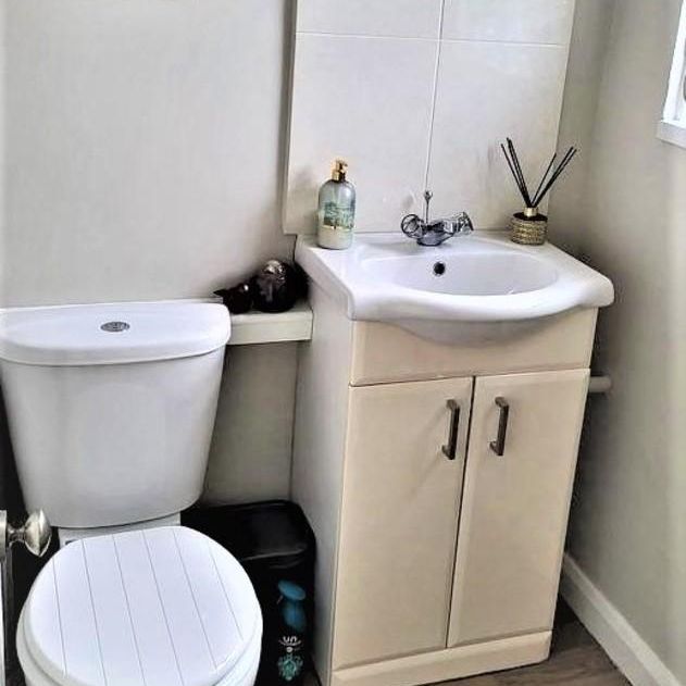 2 bedroom detached house to rent - Photo 1