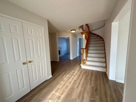 302 Livingstone Street W #UPPER - Photo 5