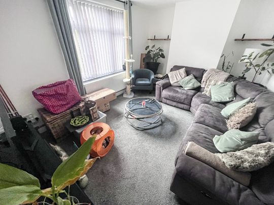 3 bedroom House To Let - Photo 1