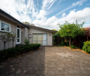 Four Bedroom Home Close to The University - Photo 6