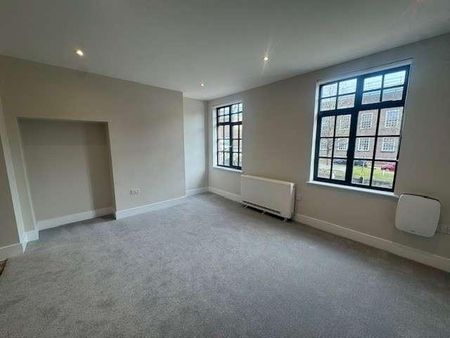 Secluded Apartment Living In The Heart Of Town, TN1 - Photo 2