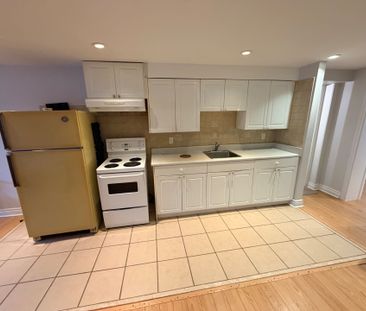 For Lease - 59 Christina Crescent Unit# BSMT, Toronto, Ontario - Photo 4