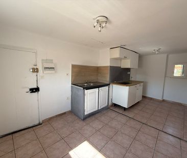 Location Appartement 2 pièces 36m² HYERES 83400 - Photo 3