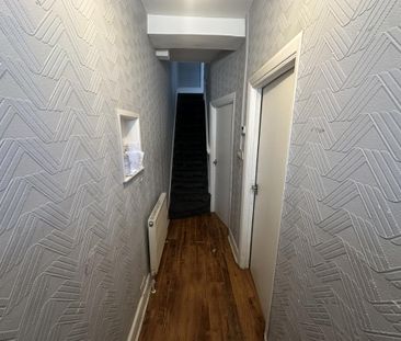 3 bedroom terraced house to rent - Photo 6