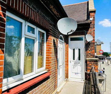 1 bedroom in a house share to rent - Photo 6