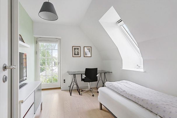 Smuk villa i Gentofte med eventyrlig have - Photo 1