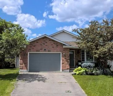 For Lease - 172 Springfield Place, Waterloo, Ontario - Photo 3