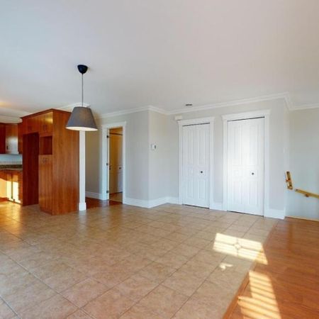 Lebourgneuf – Superbe condo 1112 pi² | 2 stationnements | Piscine chauffée - Photo 4