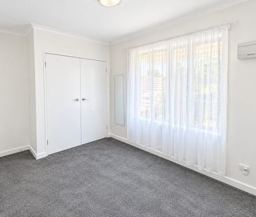 Best of bayside living! - Photo 3