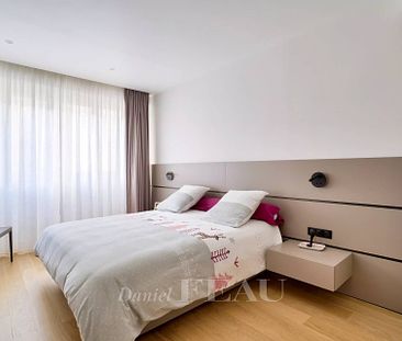 Location appartement, Paris 7ème (75007), 4 pièces, 93 m², ref 84425013 - Photo 2