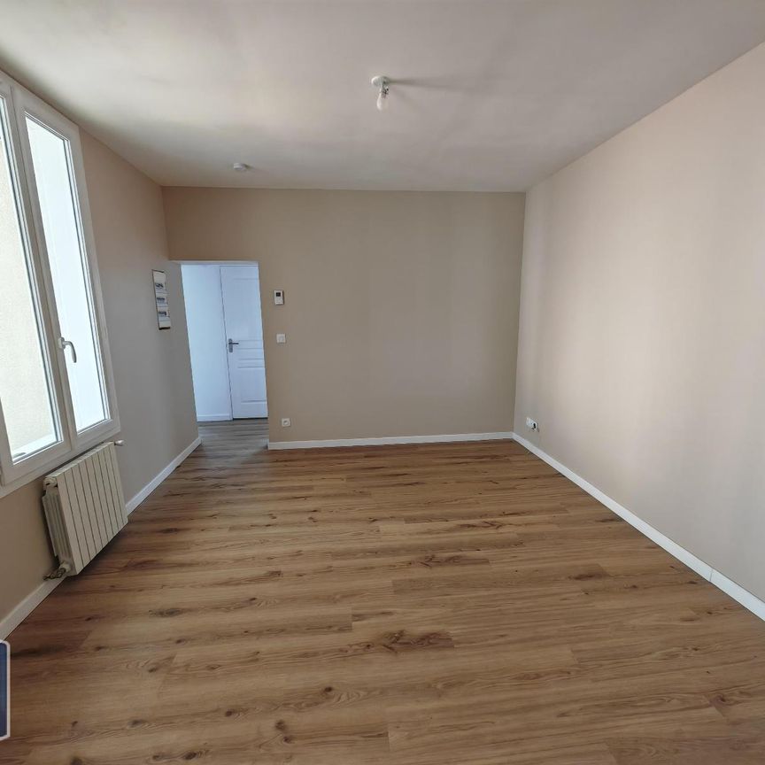 Location Maison 2 pièces 43m² SOYAUX 16800 - Photo 1