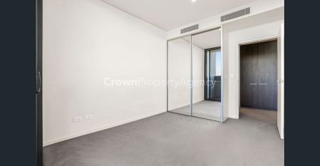 1 BEDROOM + STUDY ON LEVEL 26 - Photo 3