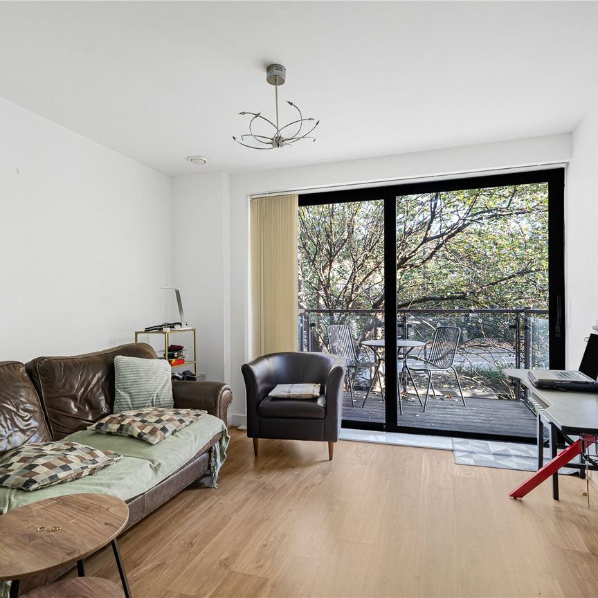 Kennington Road, London, SE11 6AU - Photo 1