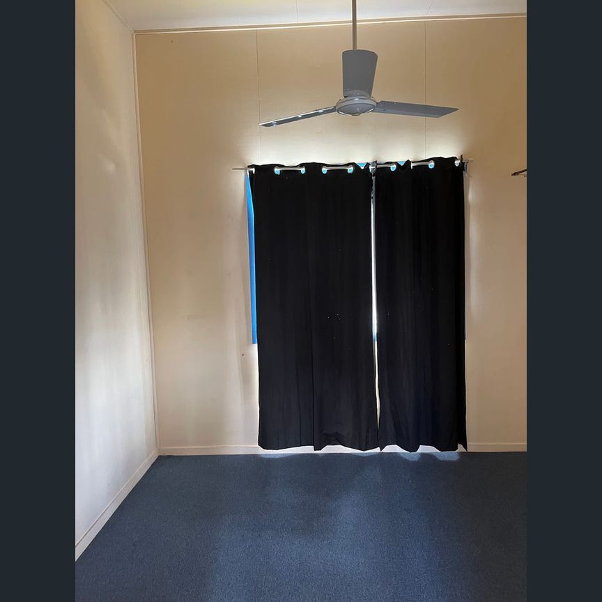 89 Berserker Street, Berserker, Qld 4701 - Photo 1