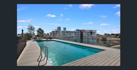 Luxury Living!! - Photo 4