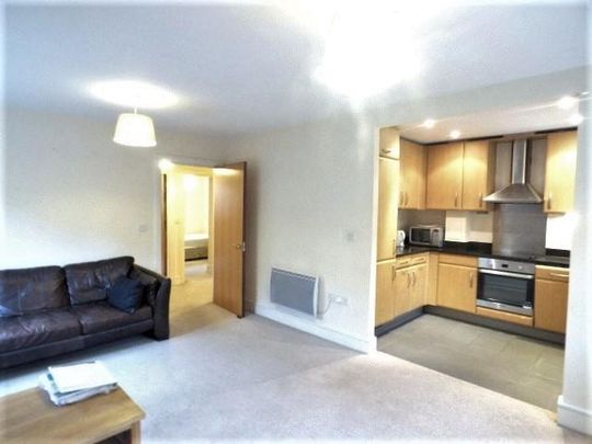 2 bedroom flat to rent - Photo 1