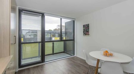 City Living At It's Finest - Photo 4