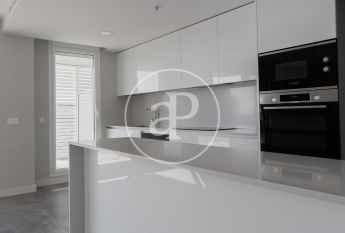 Flat for rent in Badalona