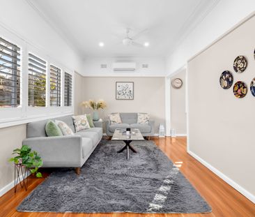 1 Roger Avenue, Castle Hill NSW 2154 - House For Rent | Domain - Photo 4