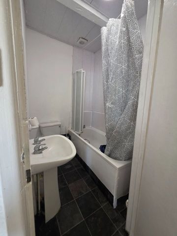 2 Bed Flat, Elmgrove Avenue, BS5 - Photo 5