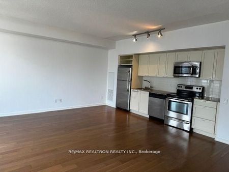 For Lease - 105 The Queensway N/A Unit# 2416, Toronto, Ontario - Photo 3