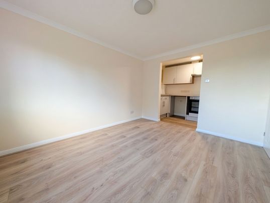 Millbrook Road East, Southampton, SO15 - Photo 1