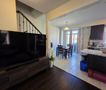 For Lease - 26 Amos Avenue, Brantford, Ontario - Photo 3