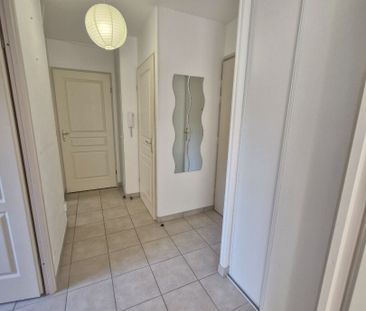 Location Appartement 2 pièces 48m² - Photo 2