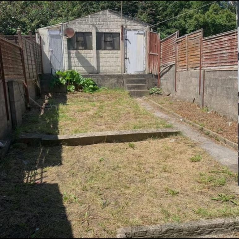 4 bedroom house to rent - Photo 1