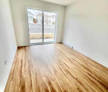 3035 Av. des Gouverneurs, Laval (Duvernay), QC H7E - Photo 6