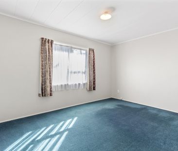 Classic Meets Modern - Cambridge Heights - Photo 4