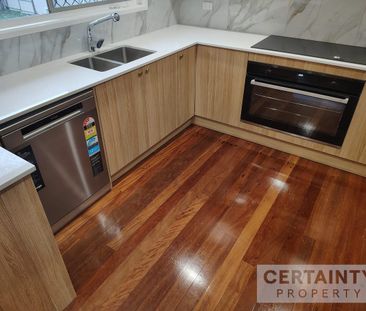 Beautiful two story home in Cleveland! - Photo 6