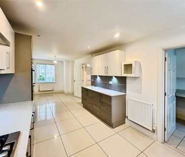 4 bedroom house to rent - Photo 1