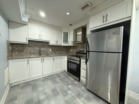 For Lease - 114 Timbers Circle Unit# Basement, Markham, Ontario - Photo 2