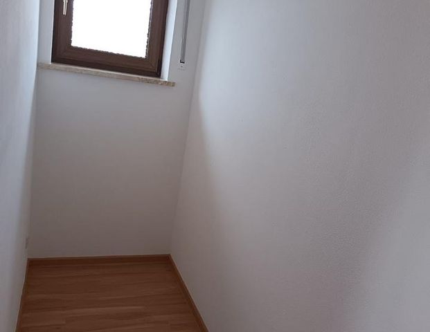Schöne 3 Zimmer Wohnung in Piesenkofen (Obertraubling) - Foto 1