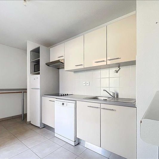 3 pièces - 66,42 m² - 3ème étage - Colocation non autorisée - Photo 1