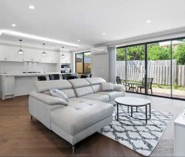 2/16 Tamala Avenue, Notting Hill - Photo 2