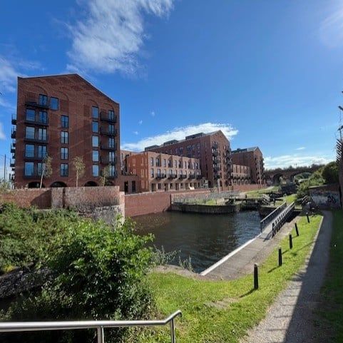 3 Bed Flat, Stanley Wharf, L5 - Photo 1