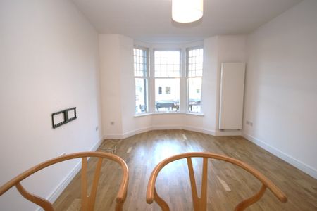 Station Road, 2 Bedroom Unfurnished Modern Apartment, Milngavie – Available 23/12/2024 - Photo 3