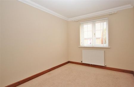 3 bedroom terraced house to rent - Photo 3