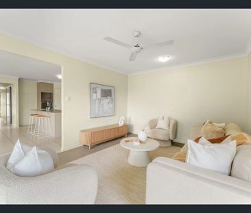 Well-Presented Family Home in Quiet Bellbird Park Location - Photo 2