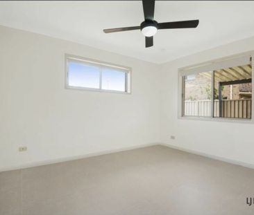 RENOVATED TWO BEDROOM DUPLEX WITH HUGE YARD - WALK TO BEACH! - Photo 6